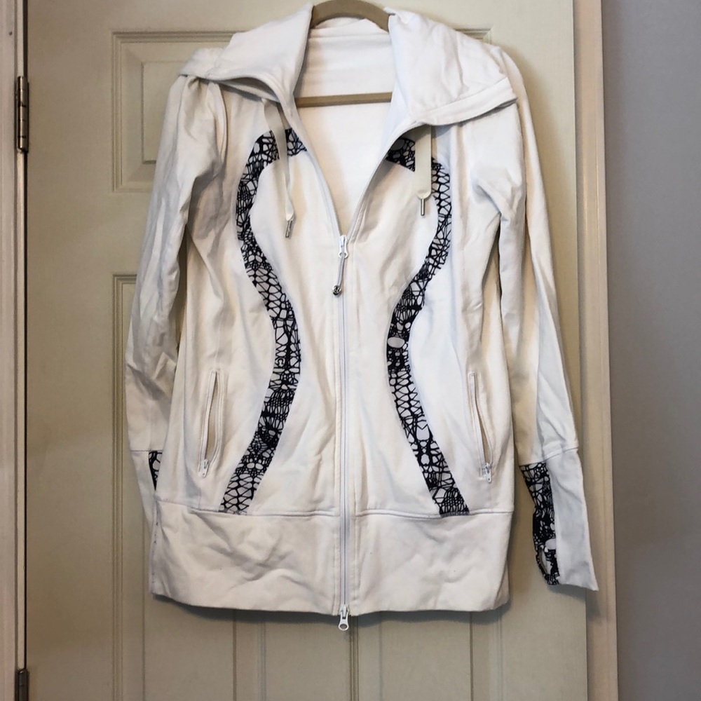 Lululemon stride hooded jacket size 10